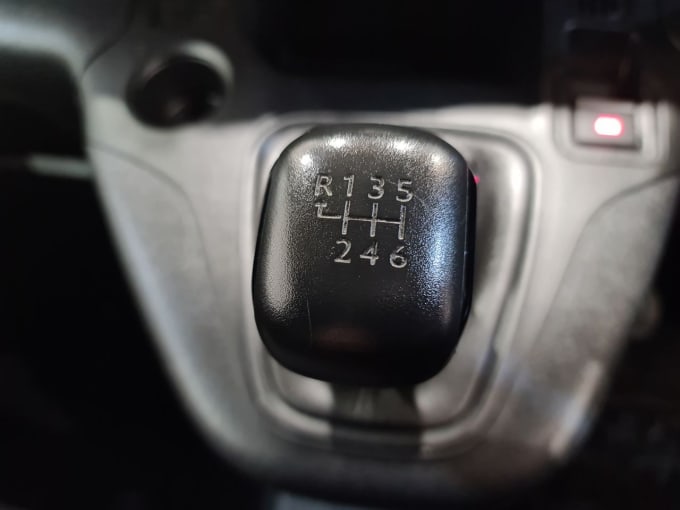 2025 Vauxhall Combo