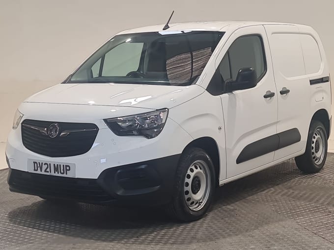 2025 Vauxhall Combo