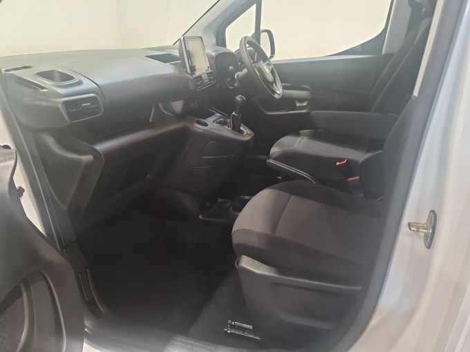 2025 Vauxhall Combo