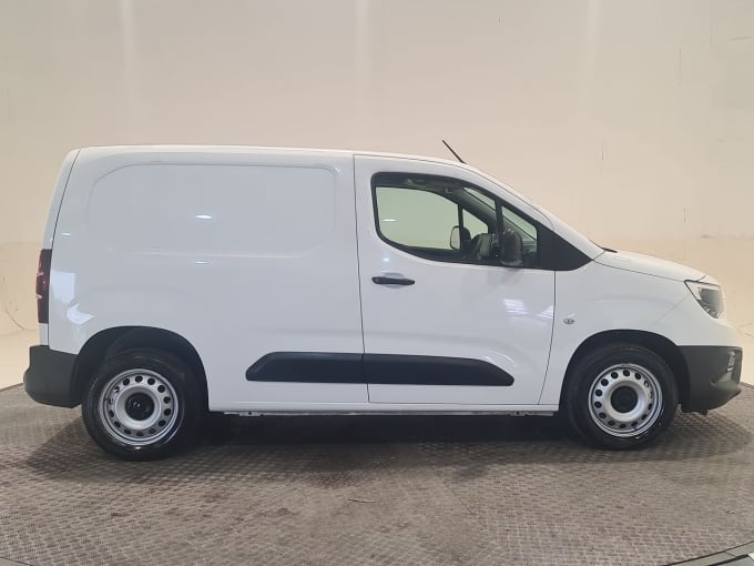 2025 Vauxhall Combo