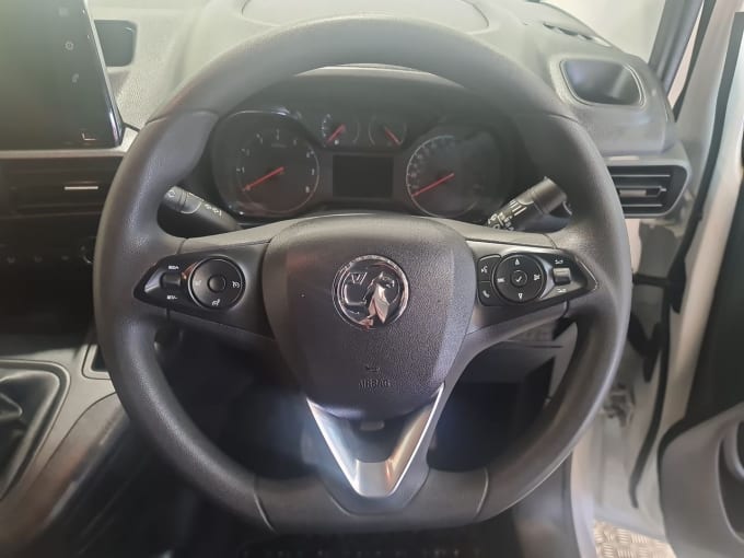 2025 Vauxhall Combo