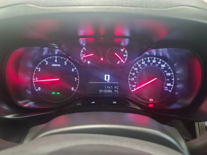 2025 Vauxhall Combo