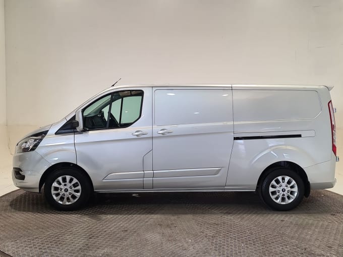 2025 Ford Transit Custom