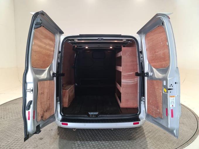 2025 Ford Transit Custom
