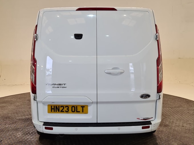 2025 Ford Transit Custom