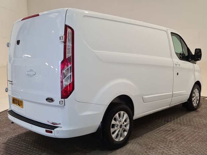 2025 Ford Transit Custom
