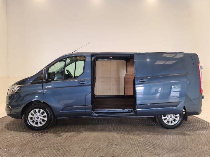 2025 Ford Transit Custom