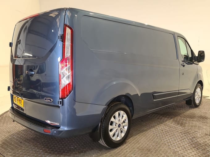 2025 Ford Transit Custom