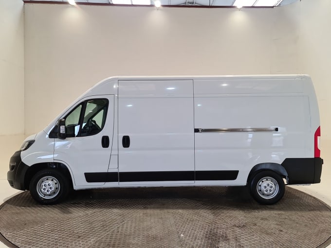 2025 Peugeot Boxer