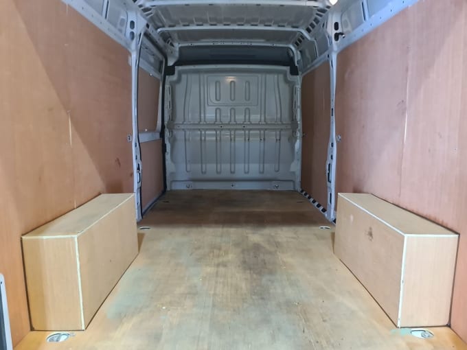 2025 Peugeot Boxer