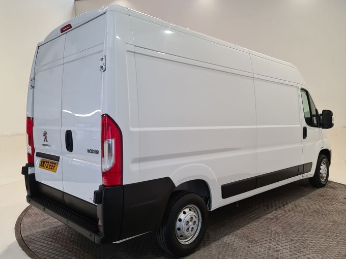 2025 Peugeot Boxer