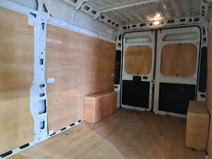 2025 Peugeot Boxer