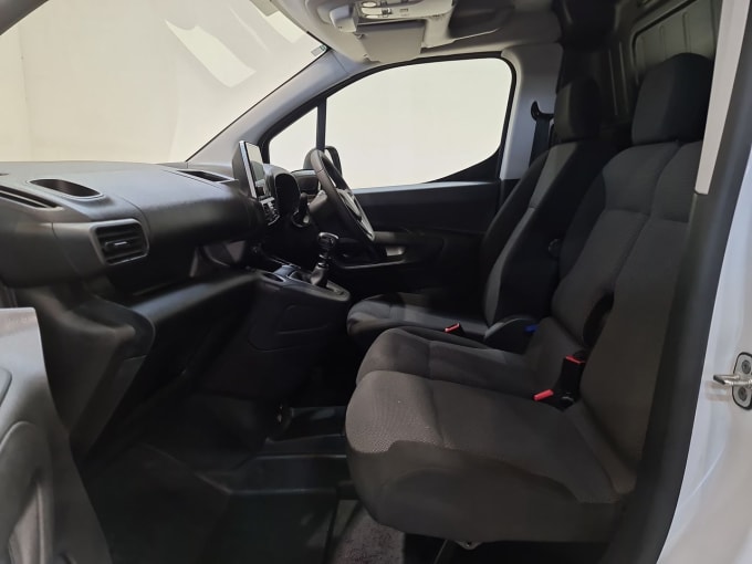 2025 Vauxhall Combo