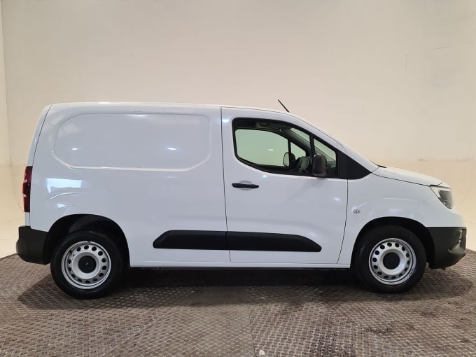 2025 Vauxhall Combo