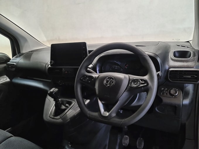 2025 Vauxhall Combo