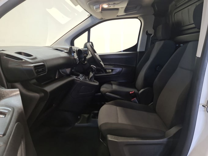 2025 Vauxhall Combo