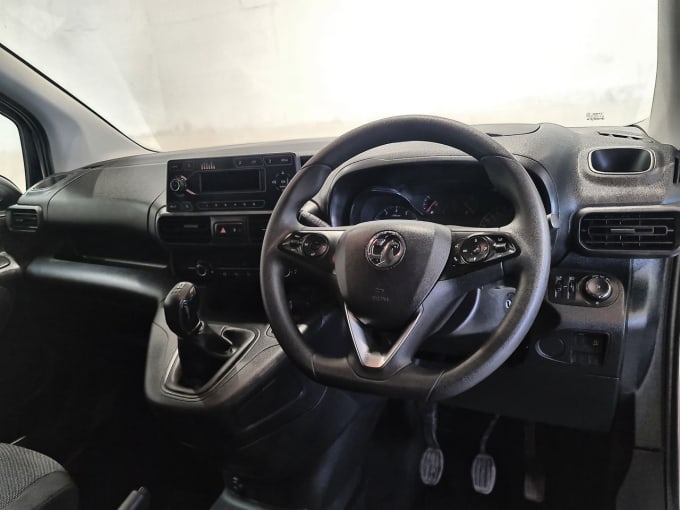 2025 Vauxhall Combo