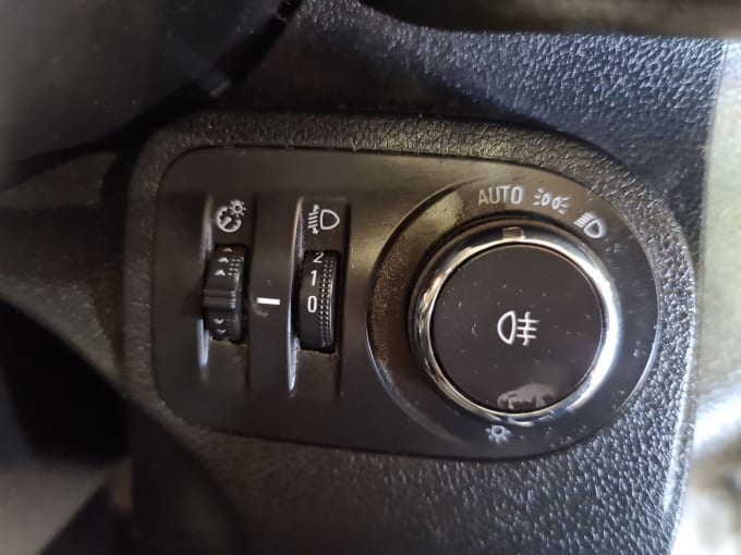 2025 Vauxhall Combo