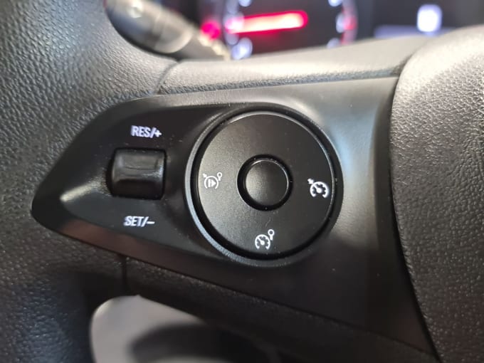 2025 Vauxhall Combo