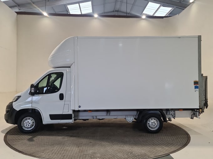 2025 Peugeot Boxer