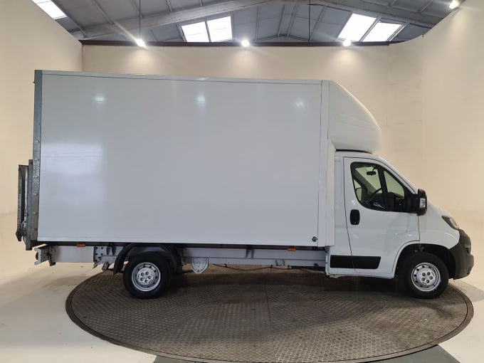 2025 Peugeot Boxer