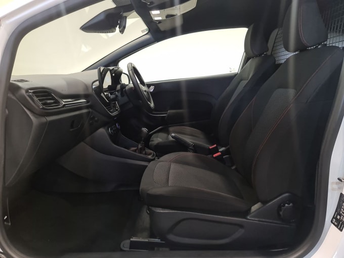 2025 Ford Fiesta Van