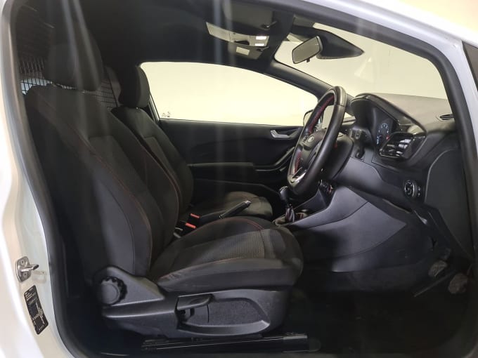 2025 Ford Fiesta Van