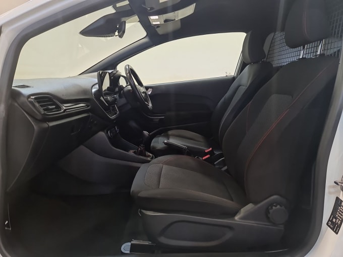 2025 Ford Fiesta Van