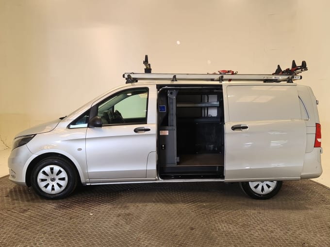 2025 Mercedes-benz Vito