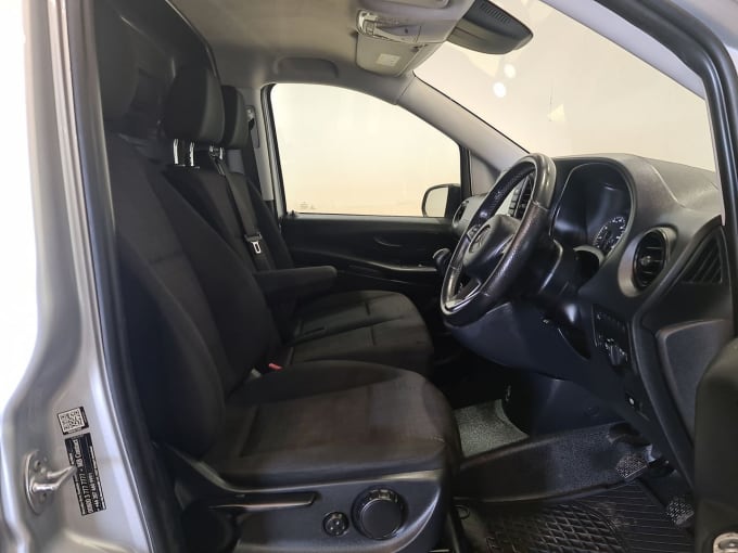 2025 Mercedes-benz Vito