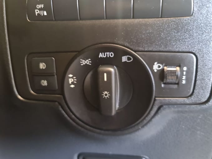 2025 Mercedes-benz Vito