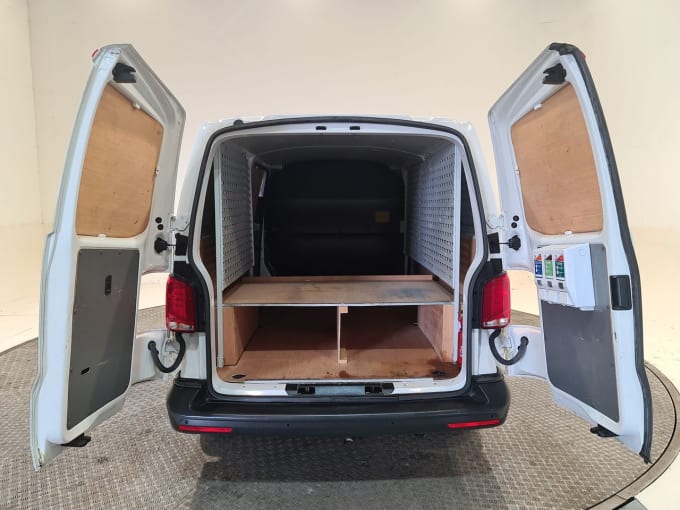2025 Volkswagen Transporter