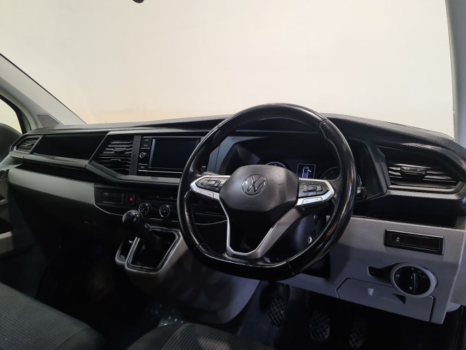 2025 Volkswagen Transporter