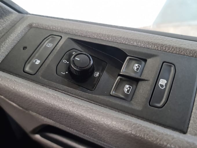 2025 Volkswagen Transporter