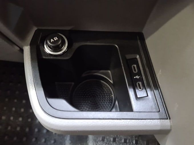 2025 Volkswagen Transporter