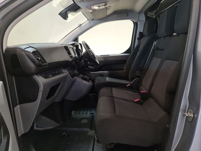 2025 Vauxhall Vivaro