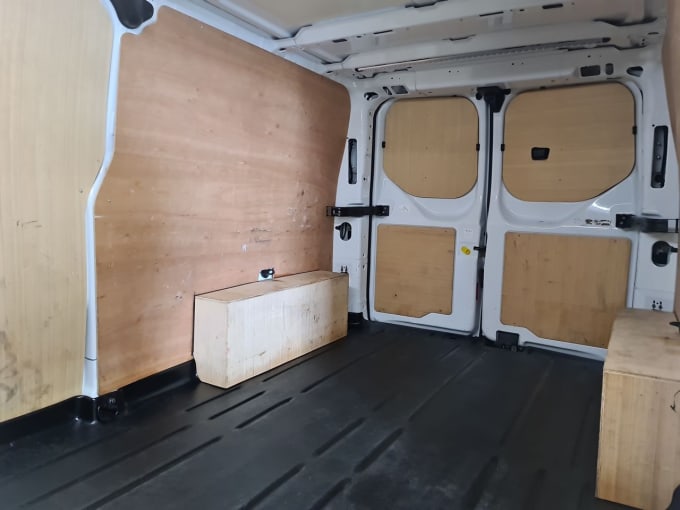 2025 Ford Transit Custom
