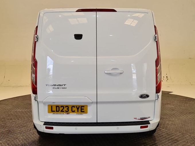 2025 Ford Transit Custom