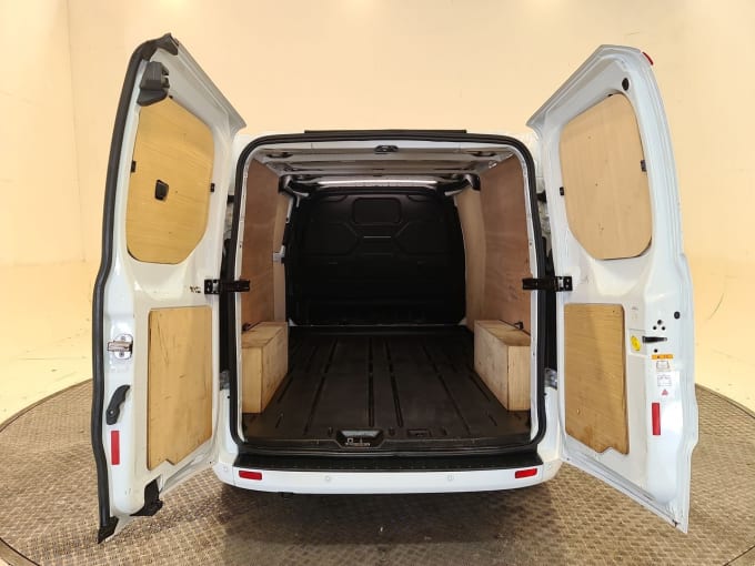 2025 Ford Transit Custom