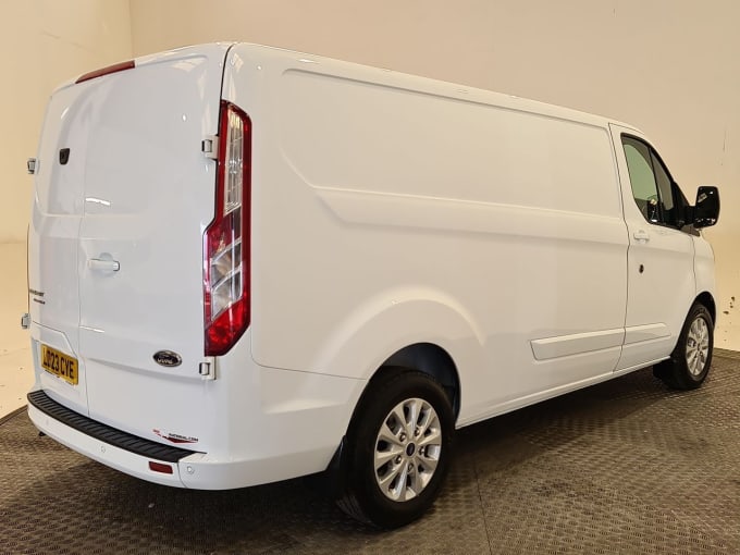2025 Ford Transit Custom