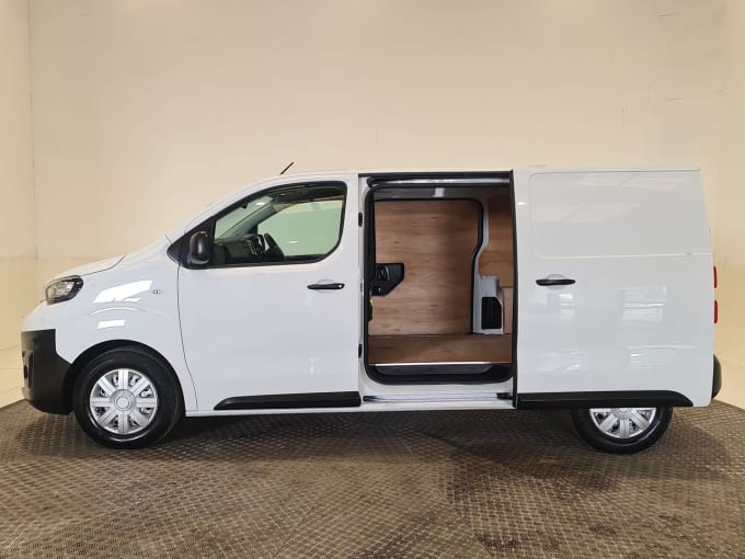 2025 Peugeot Expert