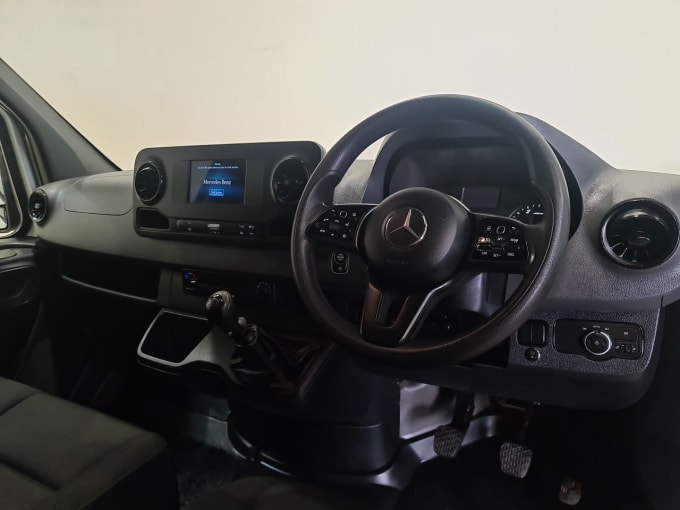 2025 Mercedes-benz Sprinter