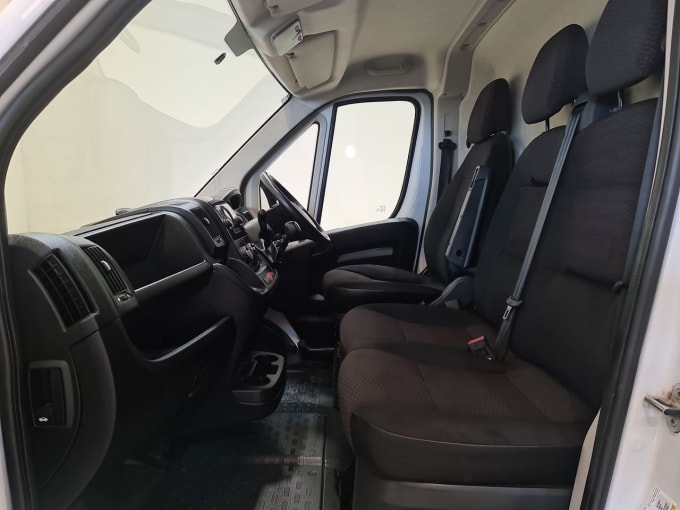 2025 Vauxhall Movano