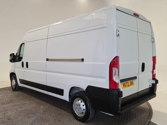 2025 Vauxhall Movano