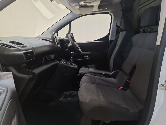 2025 Vauxhall Combo