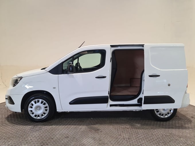 2025 Vauxhall Combo