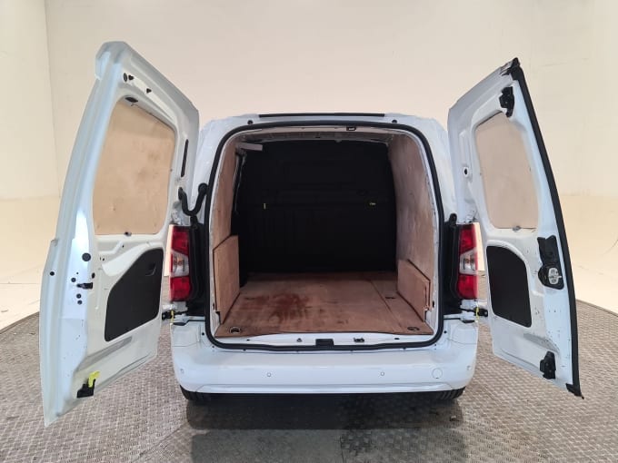 2025 Vauxhall Combo