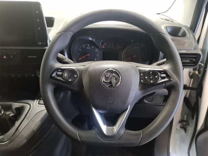 2025 Vauxhall Combo
