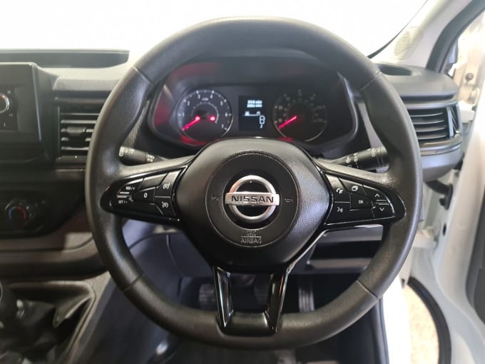 2025 Nissan Primastar