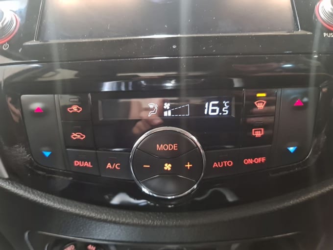 2025 Nissan Navara